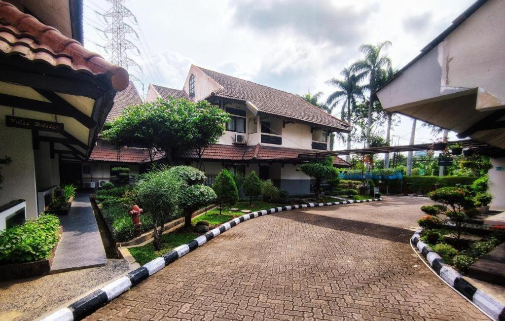 Hotel D'arcici Plumpang 2*