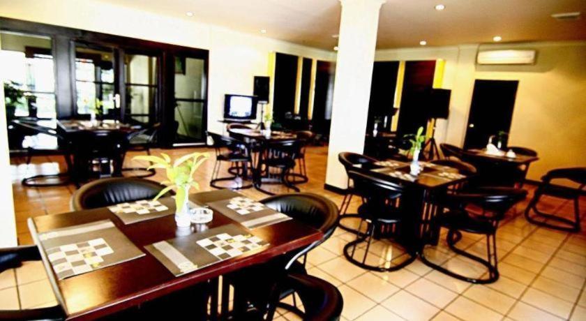 D'arcici Plumpang Hotel 2*