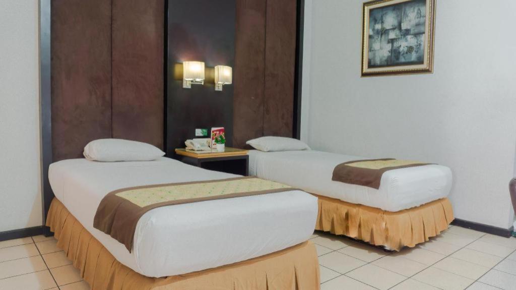 D'Arcici Hotel Plumpang Hotel