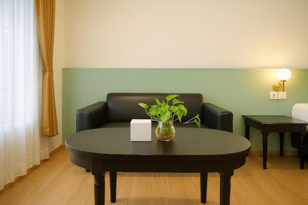 Hotel D'Arcici Hotel Plumpang 2*