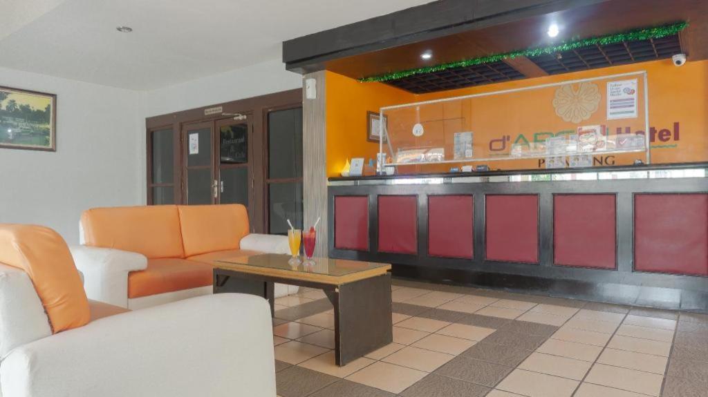 D'Arcici Hotel Plumpang Hotel