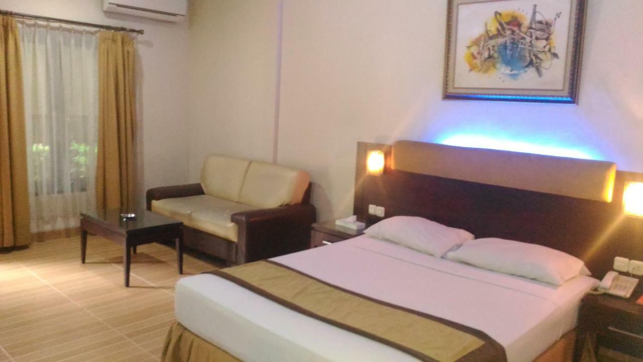D'Arcici Hotel Plumpang Hotel